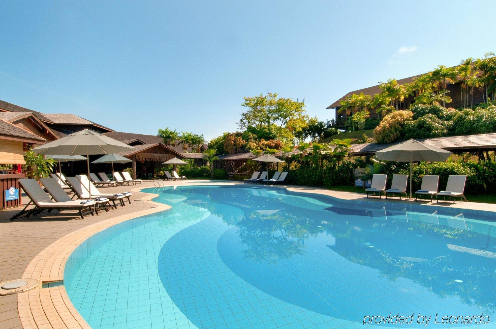 Aiman Batang Ai Resort & Retreat 卢博安图 设施 照片